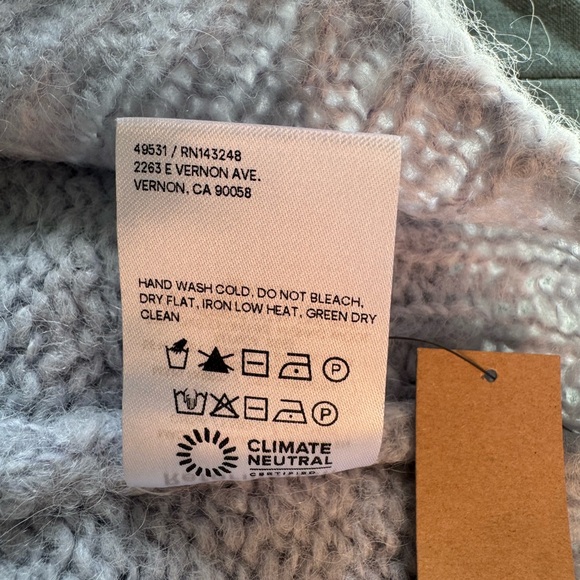 NEW with tags Reformation Saga Sleeveless Turtleneck Sweater – Light Gray - Picture 8 of 11